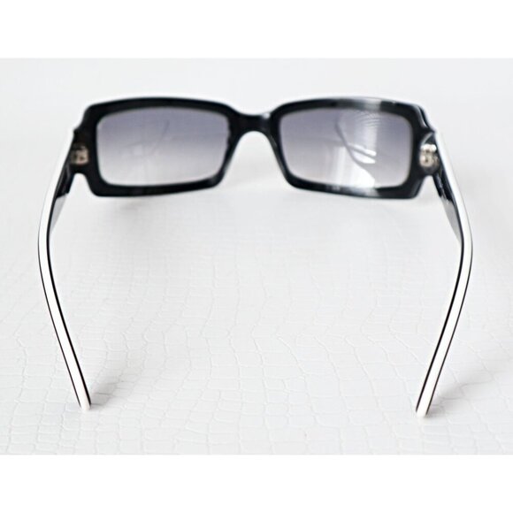 Vogue V2327-S Sunglasses Made in Italy Woman Rectangular Black & White - Picture 8 of 8